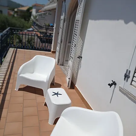 Apartment Panoramico Sul Mare Di Vindicio