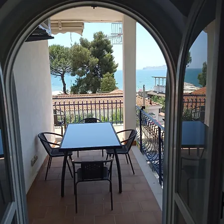 Panoramico Sul Mare Di Vindicio *